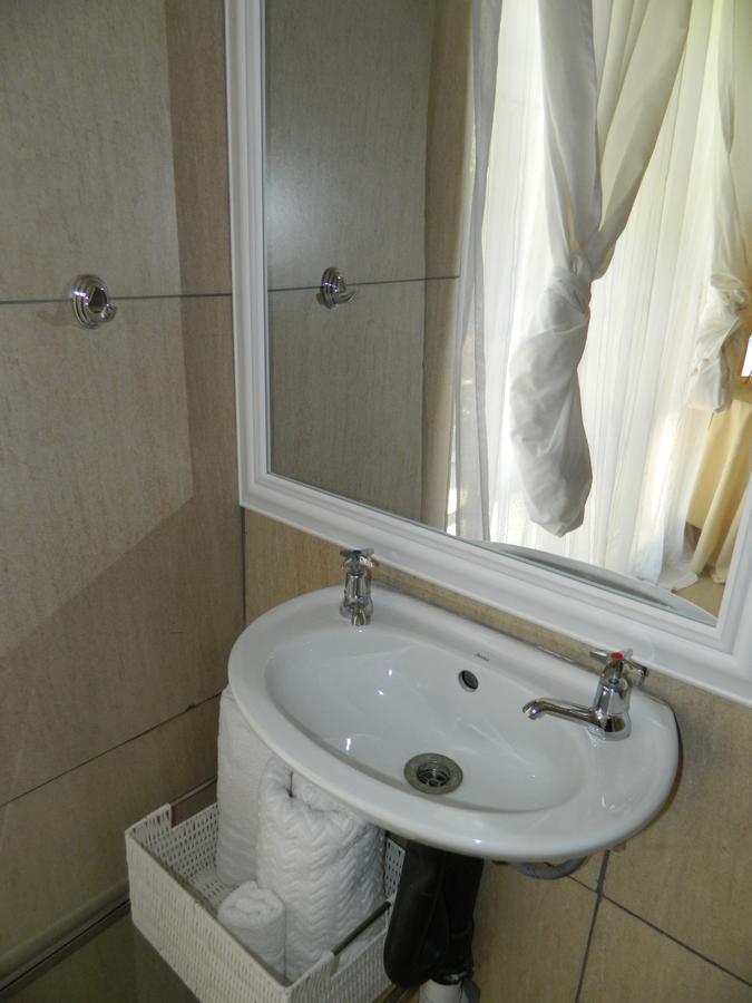 Guest House Gabby Клерксдорп Екстер'єр фото