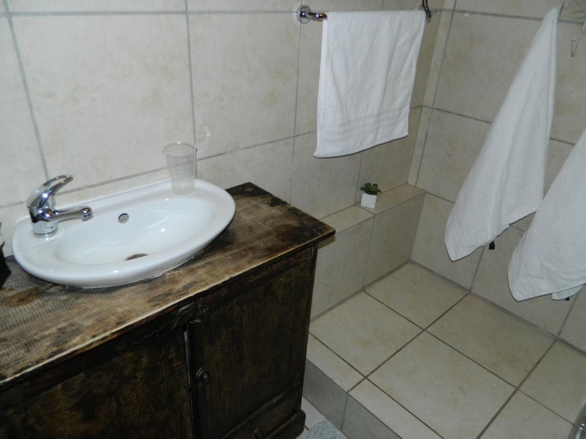 Guest House Gabby Клерксдорп Екстер'єр фото