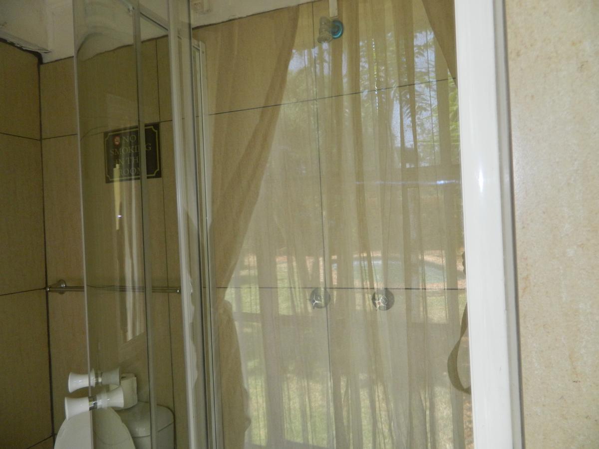 Guest House Gabby Клерксдорп Екстер'єр фото